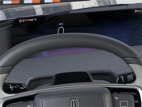 New 2026 Lincoln Navigator L Reserve AWD/4WD image 13
