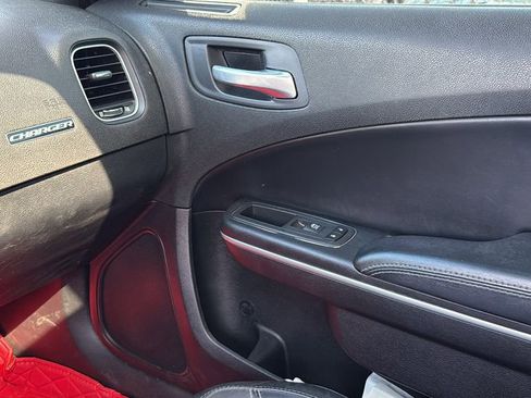 Used 2021 Dodge Charger SXT w/ Leather Interior Group RWD image 27