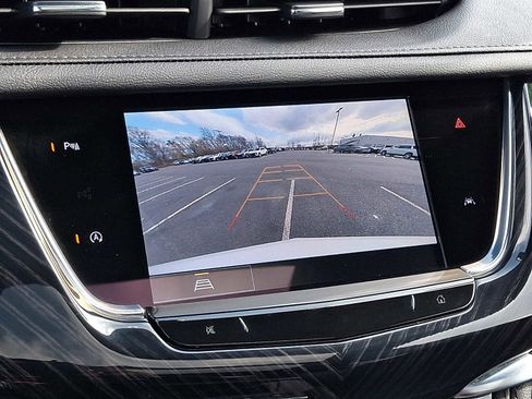 Used 2025 Cadillac XT6 Premium Luxury AWD/4WD image 20