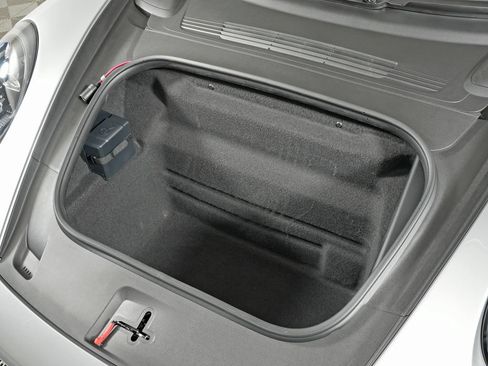 Certified 2025 Porsche 911 Carrera RWD image 42
