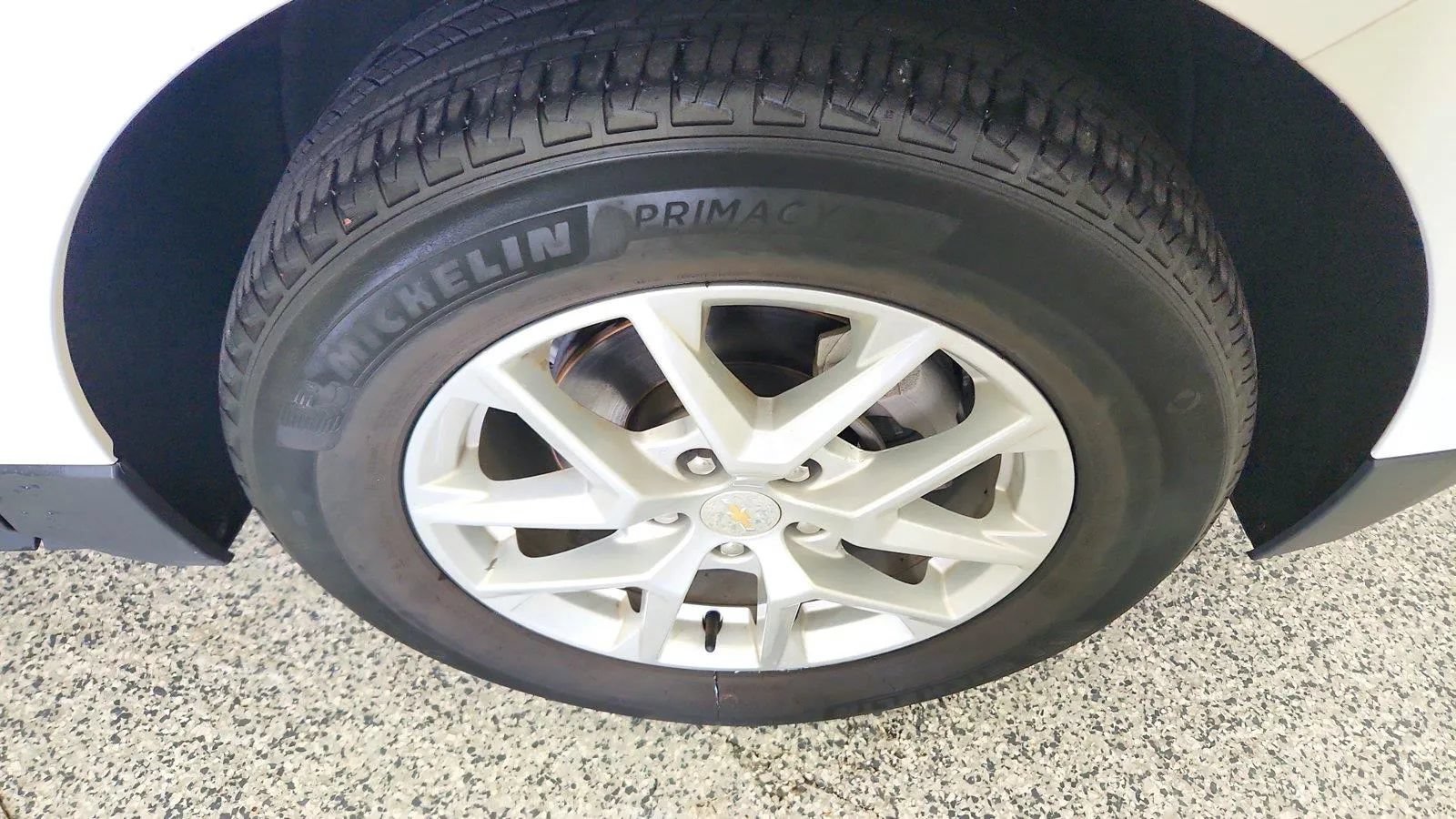 Used 2023 Chevrolet Equinox LS w/ LS Convenience Package FWD image 30