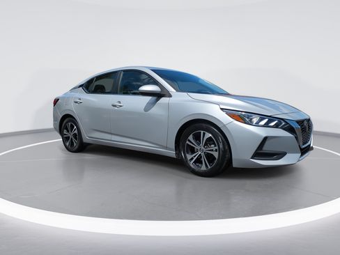 Used 2023 Nissan Sentra SV FWD image 2