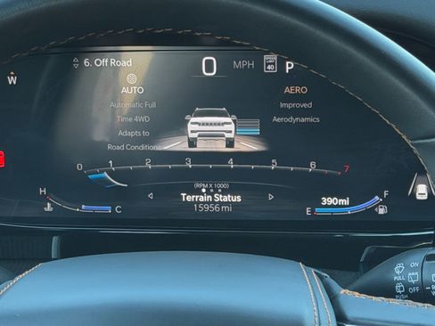 Used 2025 Jeep Grand Wagoneer L Series III w/ Quick Order Packagew 28T image 32