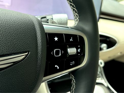 New 2026 Genesis GV70 2.5T image 21