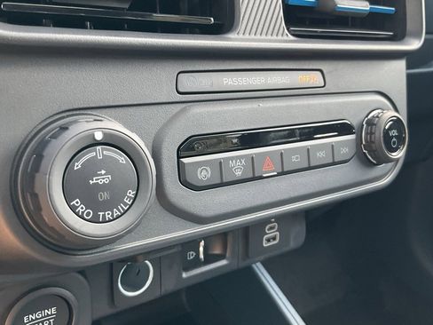 New 2025 Ford Maverick Lobo image 6