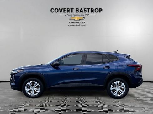 Used 2024 Chevrolet Trax LS w/ Driver Confidence Package FWD image 6