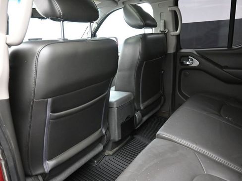 Used 2013 Nissan Frontier PRO-4X w/ Pro-4x Luxury Pkg AWD/4WD image 24