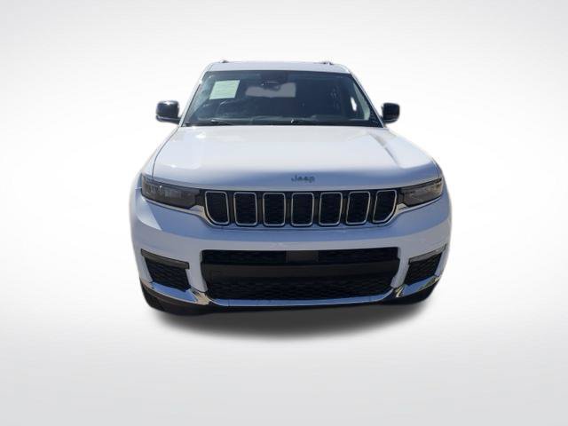 Used 2023 Jeep Grand Cherokee L Limited RWD image 2