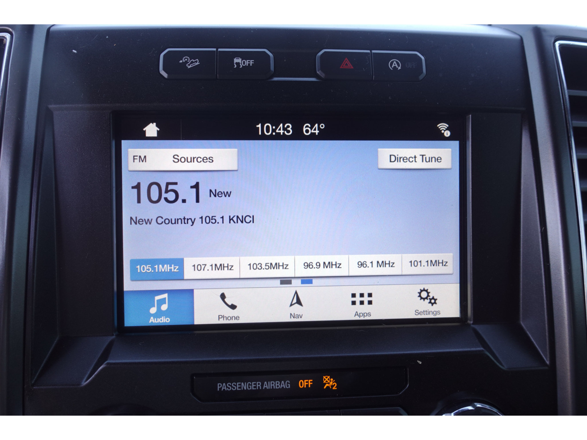 Used 2019 Ford F150 XLT w/ Equipment Group 302A Luxury AWD/4WD image 19