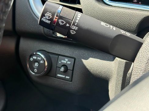 Used 2017 Chevrolet Traverse LT w/ Style and Technology Package AWD/4WD image 17