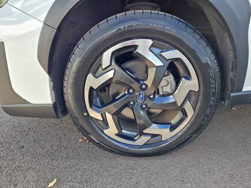 Used 2022 Subaru Crosstrek 2.5i Limited AWD/4WD image 11