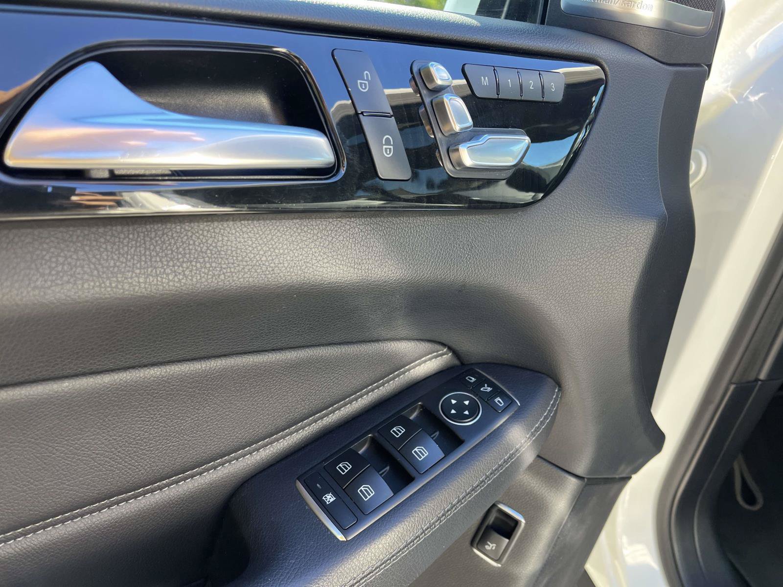Used 2017 Mercedes-Benz GLE 350 4MATIC image 19