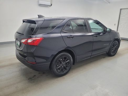 Used 2021 Chevrolet Equinox LS w/ LS Convenience Package AWD/4WD image 10
