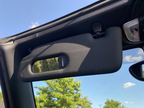 Used 2022 MINI Cooper S w/ Sidewalk Package image 25