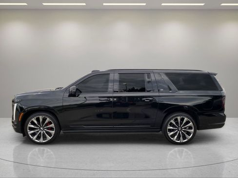 Used 2025 Cadillac Escalade ESV Premium Luxury w/ Touring Package AWD/4WD image 2