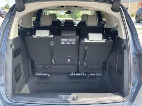 Used 2026 Honda Odyssey Elite image 8