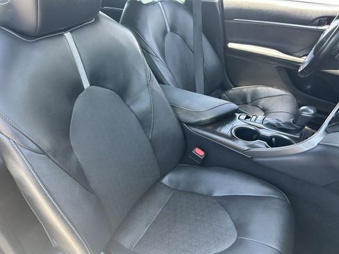 Used 2024 Toyota Camry XSE FWD image 10