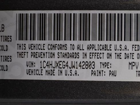 Used 2018 Jeep Wrangler Unlimited Sahara w/ Cold Weather Group image 33