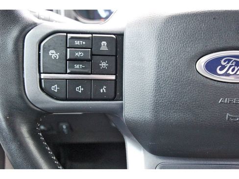 Certified 2024 Ford F250 Lariat w/ Lariat Ultimate Package AWD/4WD image 15