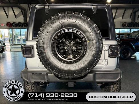 Used 2024 Jeep Wrangler Unlimited Sport AWD/4WD image 28