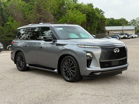 Used 2025 INFINITI QX80 Autograph w/ Autograph Exterior Package image 7