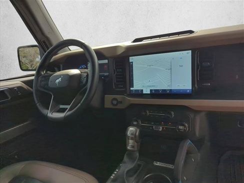 Used 2023 Ford Bronco Wildtrak AWD/4WD image 27