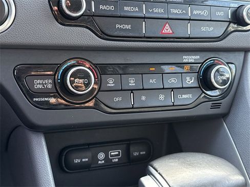 Used 2019 Kia Niro LX image 20