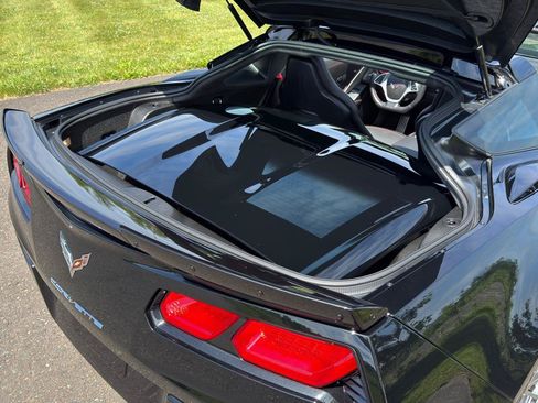 Used 2019 Chevrolet Corvette Grand Sport RWD image 11