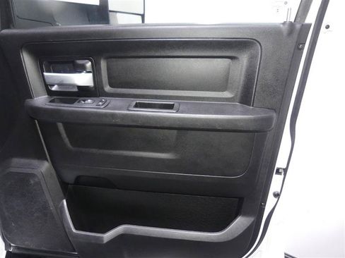 Used 2019 RAM 2500 Tradesman AWD/4WD image 17