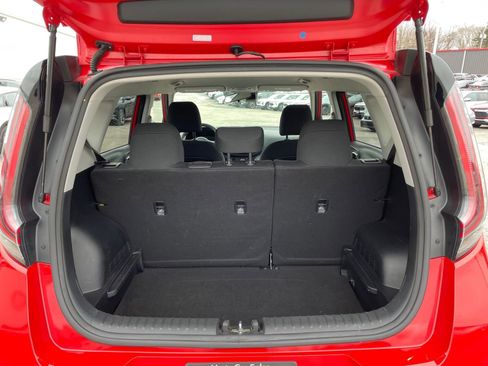 Used 2025 Kia Soul LX w/ LX Technology Package image 29