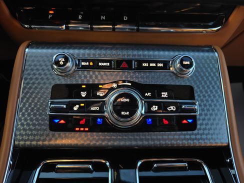 Used 2023 Lincoln Aviator Black Label w/ Dynamic Handling Package image 28