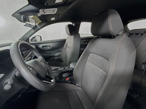 Certified 2024 Honda HR-V Sport image 31