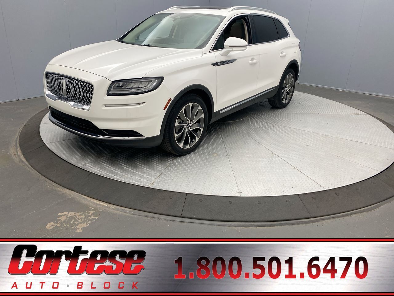 Used 2023 Lincoln Nautilus Reserve AWD/4WD image 1