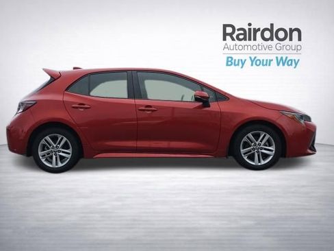 Used 2019 Toyota Corolla SE w/ SE Option Package image 9