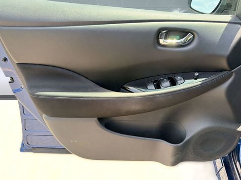 Used 2019 Nissan Leaf SV Plus w/ SV Plus Technology Package FWD image 21