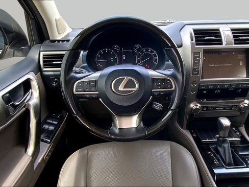Used 2020 Lexus GX 460 Premium w/ Premium Package AWD/4WD image 10