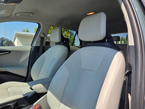 Used 2023 Kia Niro Wind w/ Wind Preserve Package FWD image 21