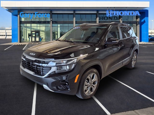 Used 2024 Kia Seltos S AWD/4WD image 4