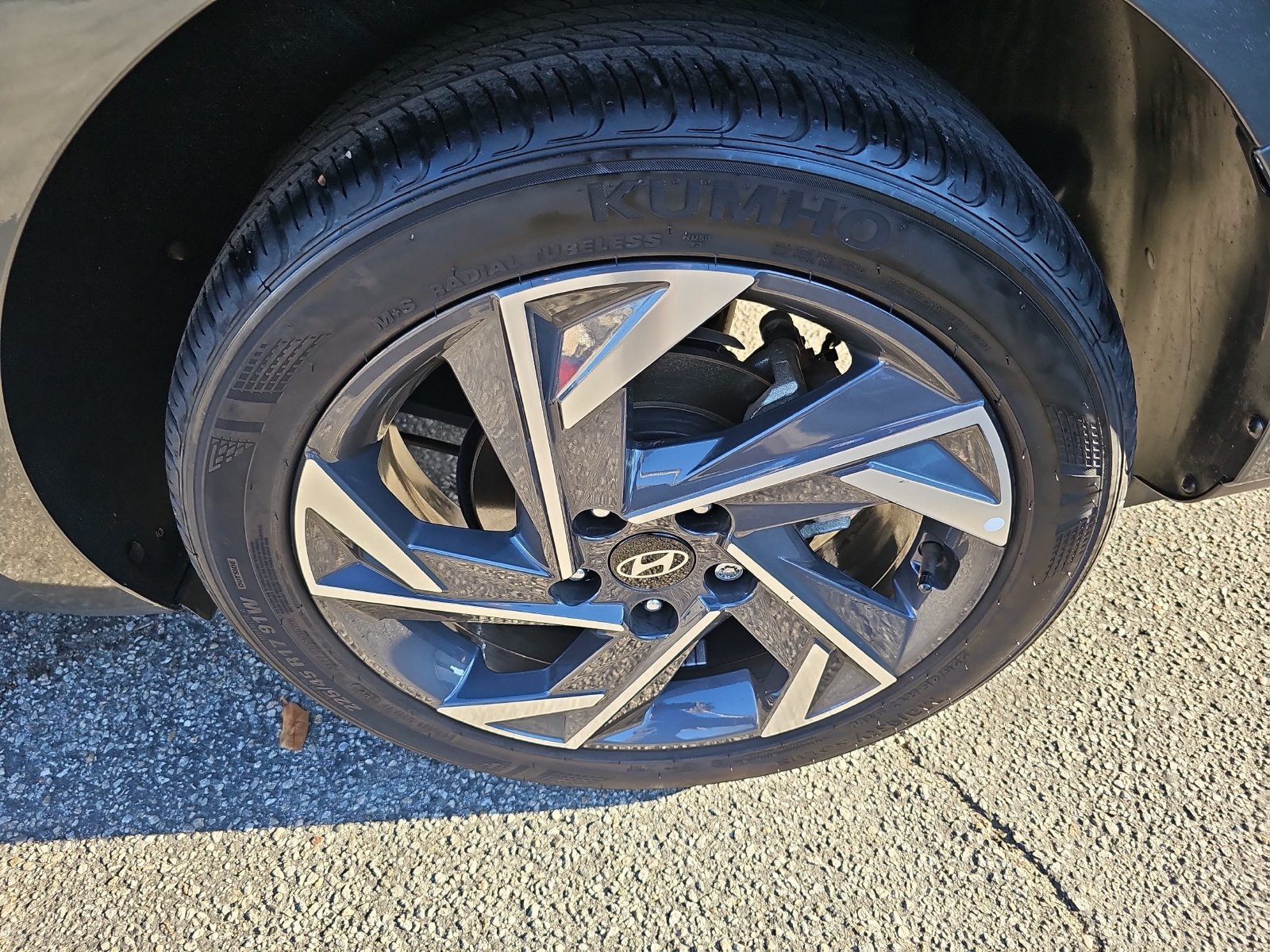 Certified 2025 Hyundai Elantra Sport FWD image 35
