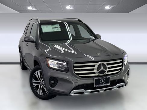 New 2026 Mercedes-Benz GLB 250 image 5