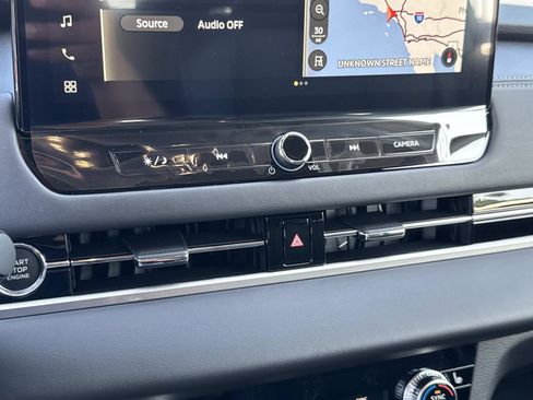 New 2025 Mitsubishi Outlander SE image 23