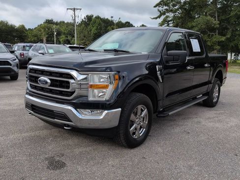 Used 2021 Ford F150 XLT w/ Equipment Group 301A Mid AWD/4WD image 8