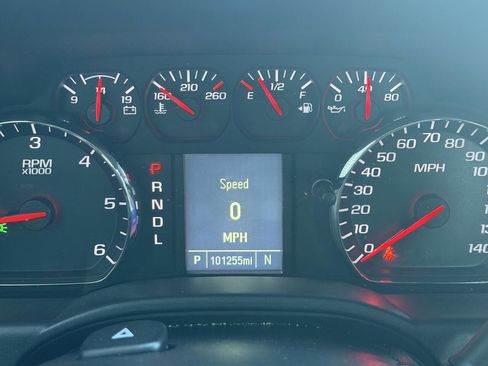 Used 2018 Chevrolet Silverado 1500 Custom w/ Custom Value Package image 11