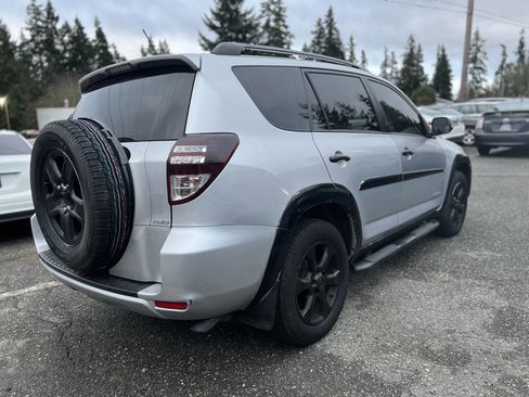 Used 2010 Toyota RAV4 Limited image 5