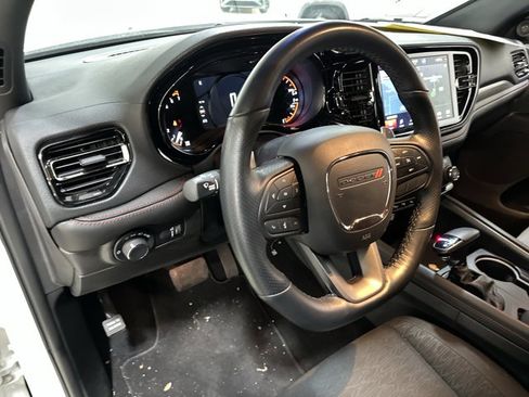 Used 2025 Dodge Durango GT w/ Blacktop Package image 9