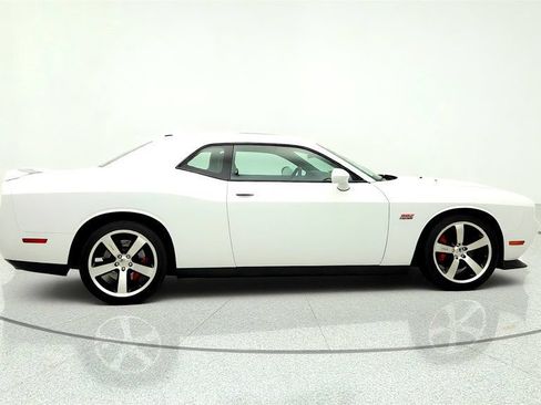 Used 2012 Dodge Challenger SRT8 RWD image 4