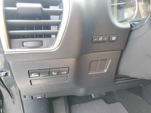 Used 2018 Lexus NX 300 FWD image 15