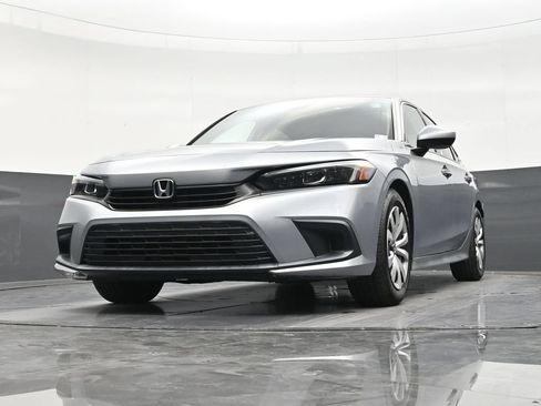 Used 2022 Honda Civic LX image 27
