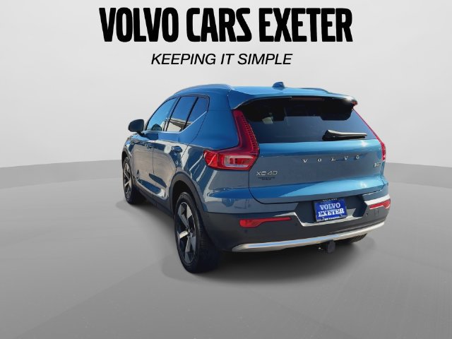 Certified 2023 Volvo XC40 B5 Plus w/ Driver Assist Package AWD/4WD image 7