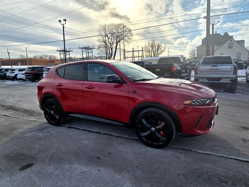 Used 2024 Dodge Hornet R/T Plus image 6